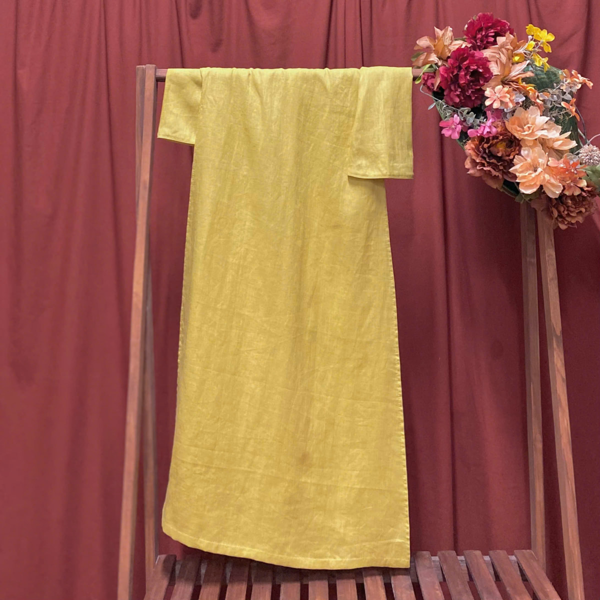 Áo Dài Hi Yên Handmade-Linen Tưng Premium Màu Vàng TYMLIC(không kèm quần) - Ảnh 7