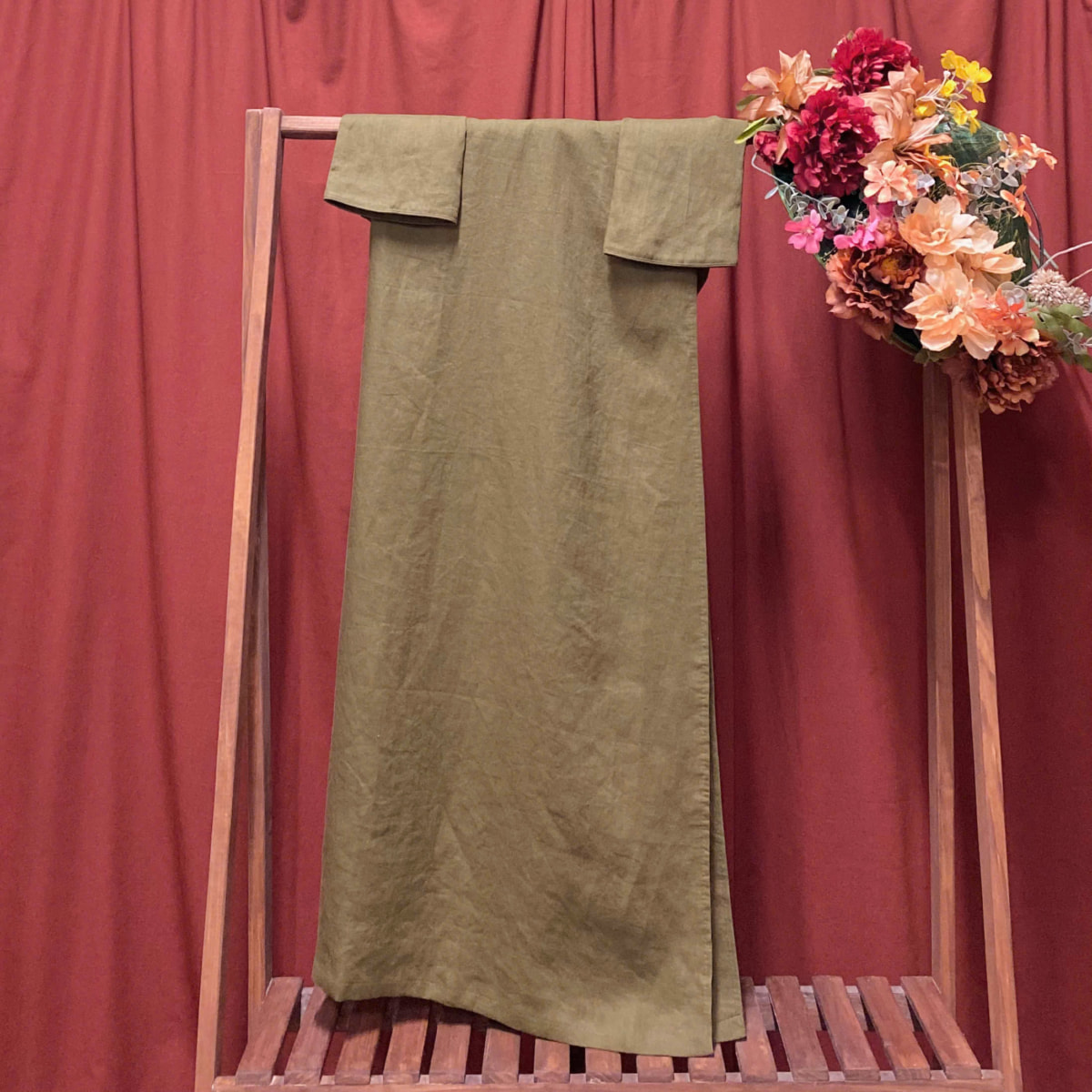 Áo Dài Hi Yên Handmade - Linen Tưng Premium TYMLIC Màu Nâu Rêu ( Không kèm quần) - Ảnh 7